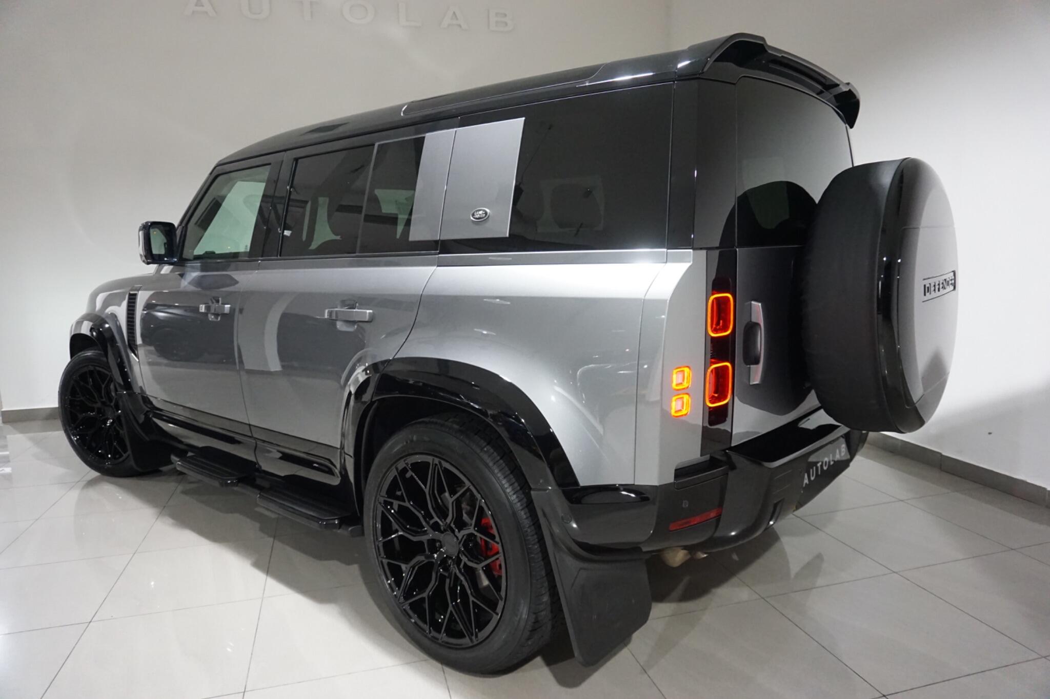 Land Rover Defender 110 3.0 D200 MHEV SE SUV 5dr Diesel Auto 4WD Euro 6 (s/s) (200 ps)